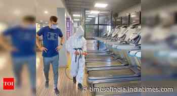 Coronavirus live updates: Banquet halls for marriages with 50 people, gyms allowed to open in Delhi from Monday - Times of India