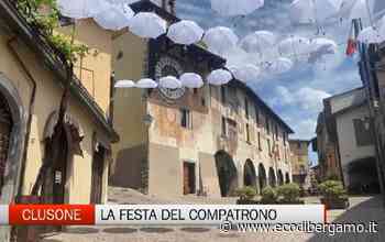 Clusone, gli ombrelli appesi e la Festa del Compatrono - L'Eco di Bergamo
