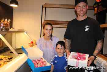 Smullen ten voordele van Think Pink