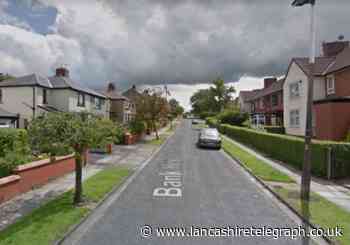 Derelict caravan involved in fire