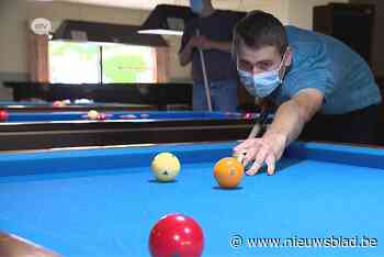 Eindelijk weer biljarten: “Ik kon het vroeger al niet goed, en nu nog minder”