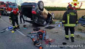 FORLI': Batte contro un muretto e cappotta, conducente al Bufalini | FOTO - Teleromagna24