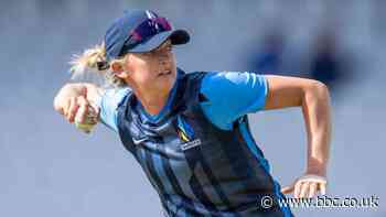 Charlotte Edwards Cup: Sarah Taylor concussed as Northern Diamonds lose opener in new T20 competition
