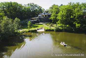 Cirkelen boven het huis op de rots: “Eigenlijk is het een te mooi plekje om voor onszelf te houden.”