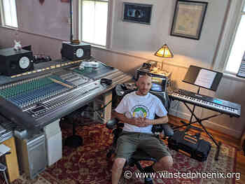 Outlet for the Arts opens in Torrington - The Winsted Phoenix