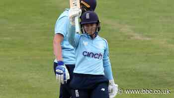 England v India: Tammy Beaumont leads host to emphatic eight-win in Bristol