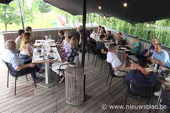 Weer met acht aan tafel: “Dit is zoals horeca moet zijn”