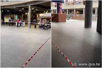 Metalen staaf valt van plafond in Centraal Station, aantal treinen wordt omgeleid - Gazet van Antwerpen