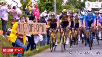 Tour de France: Police seek spectator after crash