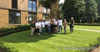 New initiative has medical students visiting farms to learn about sustainable food production - The Pig Site