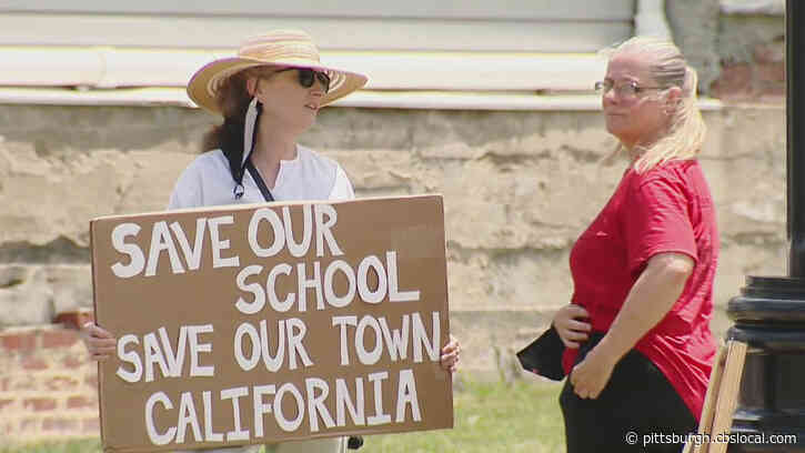 Students, Faculty Rally Against PASSHE Merger Plans
