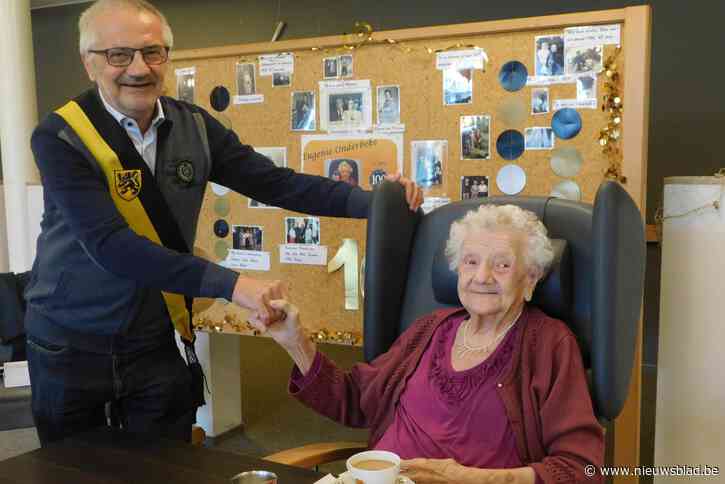 Eugenie blaast 100 kaarsjes uit in Ten Oudenvooorde