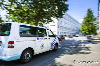 Succesvolle politieactie tegen sluikstort en gevaarlijk verk... (Hoboken) - Gazet van Antwerpen Mobile - Gazet van Antwerpen