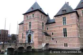 Dertiger riskeert fikse celstraf voor verboden wapens en drugs