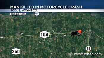 Man killed, woman injured in motorcycle crash in Sodus