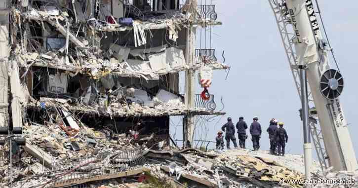 Zahl der Toten nach Wohnhaus-Einsturz steigt auf zehn