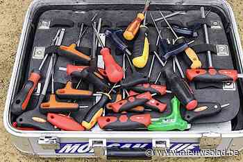 Dieven stelen werkmateriaal