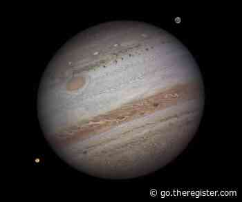 Forget about Venus – Jupiter's clouds are much more friendly to alien life, say astroboffins