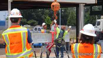 Bon Secours St. Francis tops off new Simpsonville medical campus - GREENVILLE JOURNAL - Greenville Journal