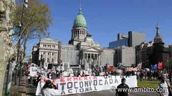 Sanidad inició el plan de lucha en Buenos Aires por paritarias - ámbito.com