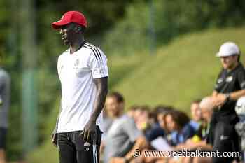 Mbaye Leye ziet Standard verliezen van amateurploeg: &quot;Nieuw bloed nodig&quot;