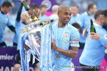 Fernandinho signs new one-year deal at Manchester City - St Helens Star