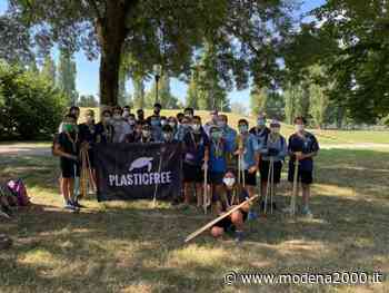 Plastic Free domenica scorsa a Nonantola - Modena 2000