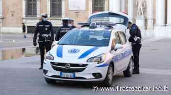 No mask Modena: anziano fa irruzione in Comune - il Resto del Carlino