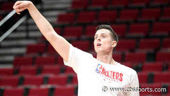 Trail Blazers' Zach Collins re-fractures his foot after missing entirety of 2020-21 season, per report