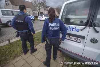 Gewapende man maakt herrie, politie kan hem inrekenen - Het Nieuwsblad