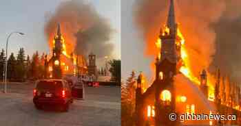 Flames engulf Catholic church in Morinville, Alta.