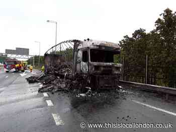 M25 closed until evening following lorry fire