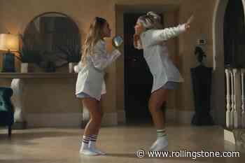 Maddie & Tae Riff on ‘Clueless,’ ‘Risky Business’ in ‘Woman You Got’ Video