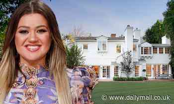 Kelly Clarkson snaps up stunning Colonial style home in Los Angeles for $5.445 million