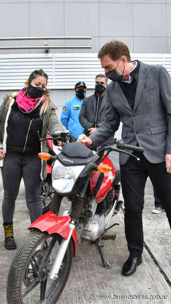 Nueva entrega de motos recuperadas a sus dueños - buenosaires.gob.ar