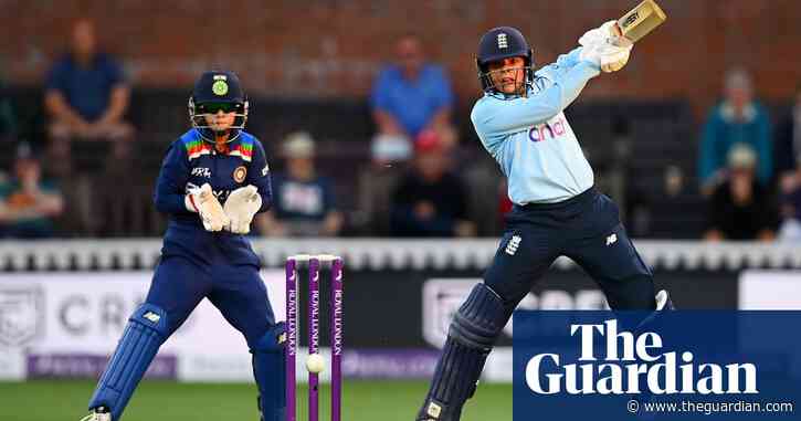 ODI newcomer Sophia Dunkley helps England to narrow win over India