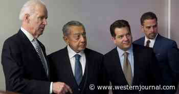 Joe Biden Entertained Hunter's Billionaire Business Partners in VP Office, Flew with Son to Mexico City on AF2: Report
