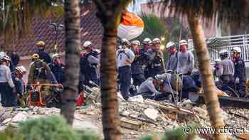 Bodies of 2 children pulled from rubble of collapsed Florida building, mayor says