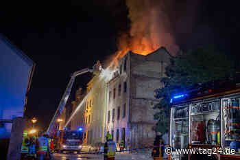 Vermülltes Haus wird zur Todesfalle: Messie-Paar verbrennt bei Feuer-Drama - TAG24