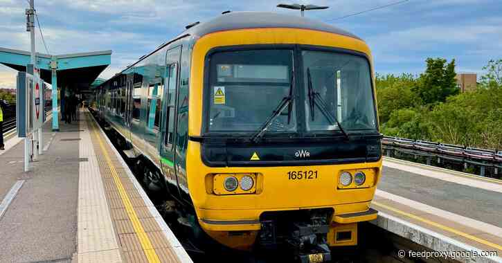 Battery powered train trial for West London