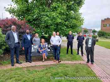 Bench installed in Borehamwood in dedication of all key workers