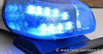 Neunkirchen am Brand: LKW bleibt an Tor hängen