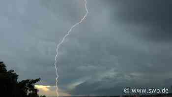 Gewitter in Ulm: Leser haben das Unwetter am Montag spektakulär im Bild festgehalten - SWP