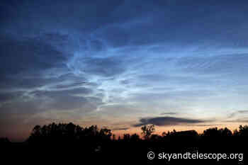 Noctilucent Cloud Show, a Mercurial Nova, and More