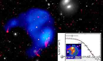 Single cloud of dust and gas bigger than the Milky Way is in a 'no man's land' for galaxies 