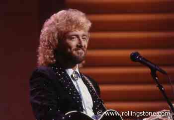 Flashback: Keith Whitley Makes His Final ‘Grand Ole Opry Live’ TV Appearance