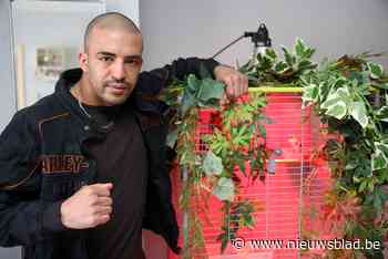 Hedi Slimani (34) zet punt achter bokscarrière: “Mijn grootste droom is dat mijn moeder me kan komen bezoeken” - Het Nieuwsblad