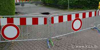 Straße abgesackt: In Lohmar tut sich plötzlich ein Loch unter dem Pflaster auf - Kölner Stadt-Anzeiger