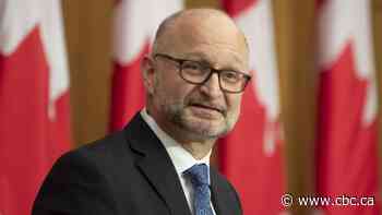 Federal government's move to take Speaker to court raises questions that divide experts