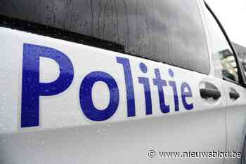 Banden van wagen stukgestoken in Opoeteren (Maaseik) - Het Nieuwsblad